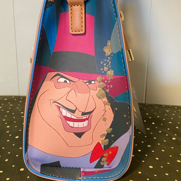 Lightly Used Loungefly Disney Pocahontas Purse - Picture 4 of 7